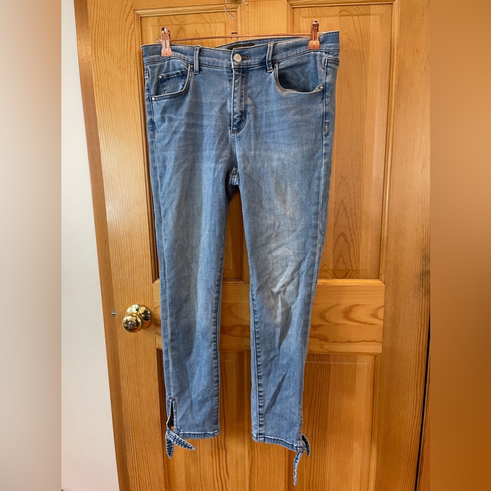 Ann Taylor Women's The Skinny Crop Blue Denim Skinny Jeans Ankle Tie  Size 8
